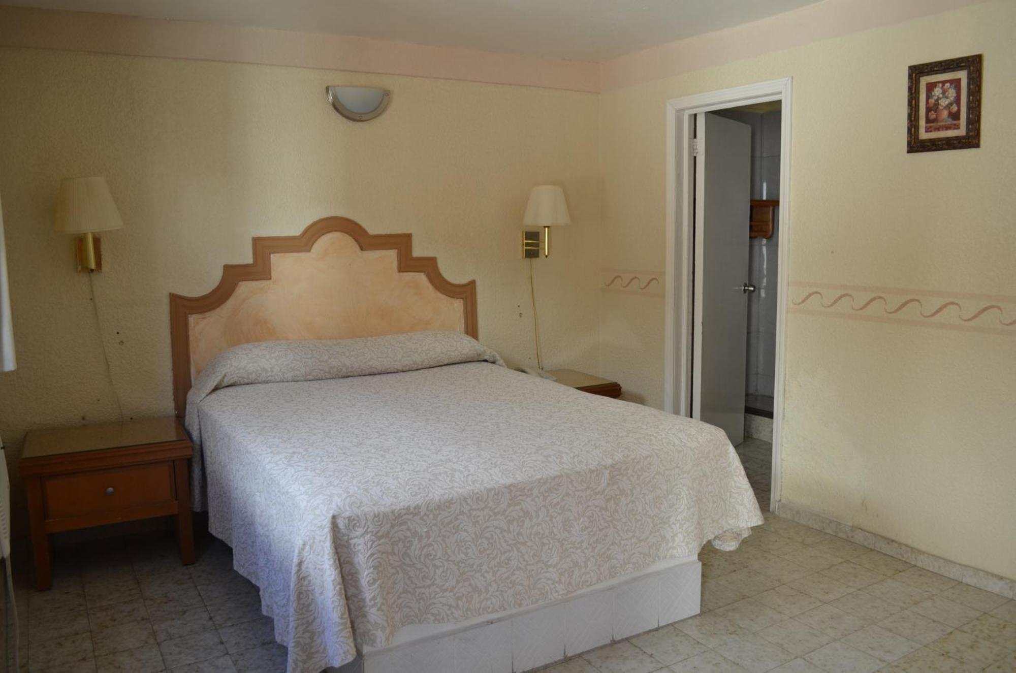 Double Room,917161438:JPEG