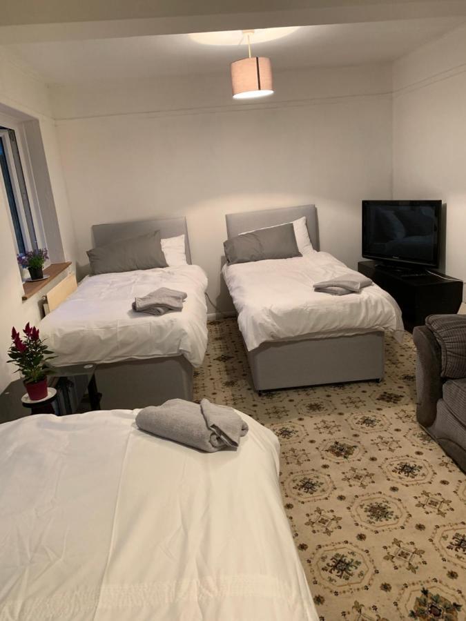 Comfort Triple Room with Shower