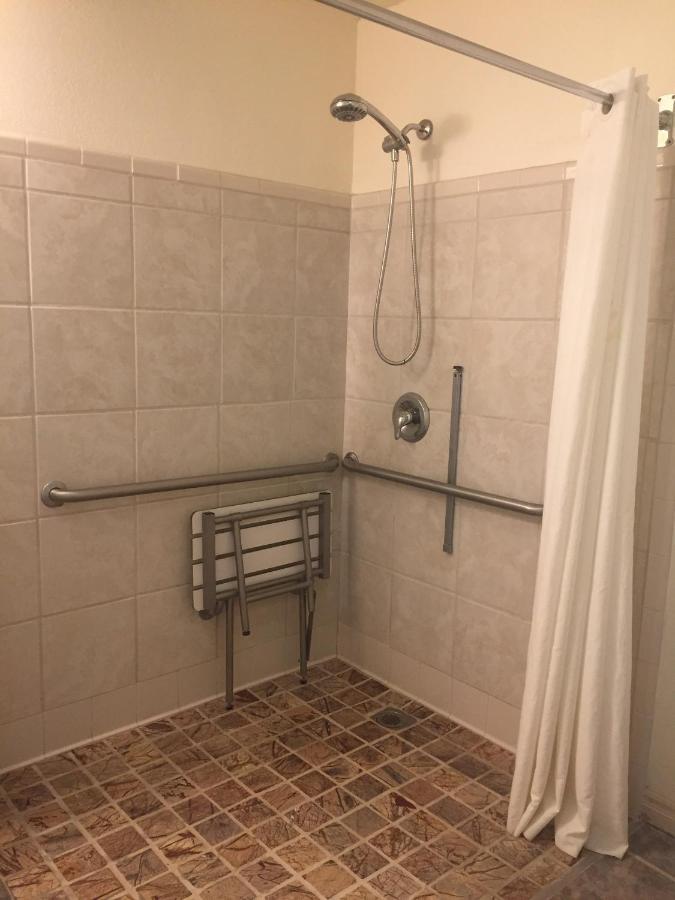 Standard  Room - Disability Access,926399746:JPEG