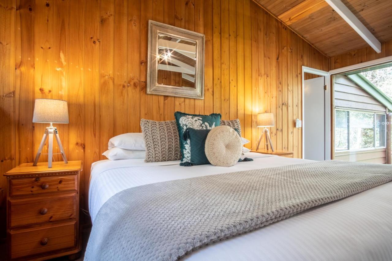 Log Cabin