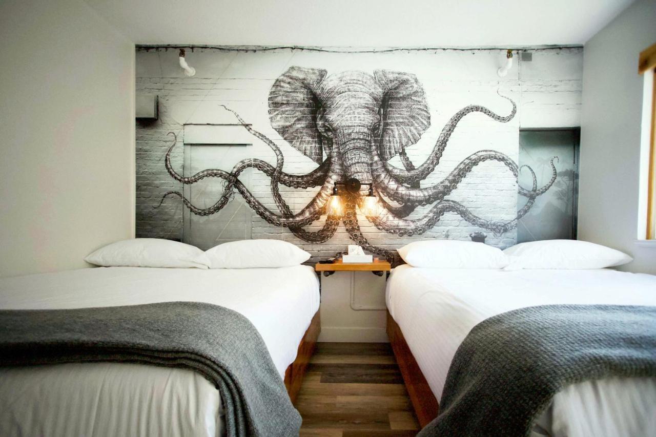 Standard Room, 2 Queen Beds (Above LOUD Pub)