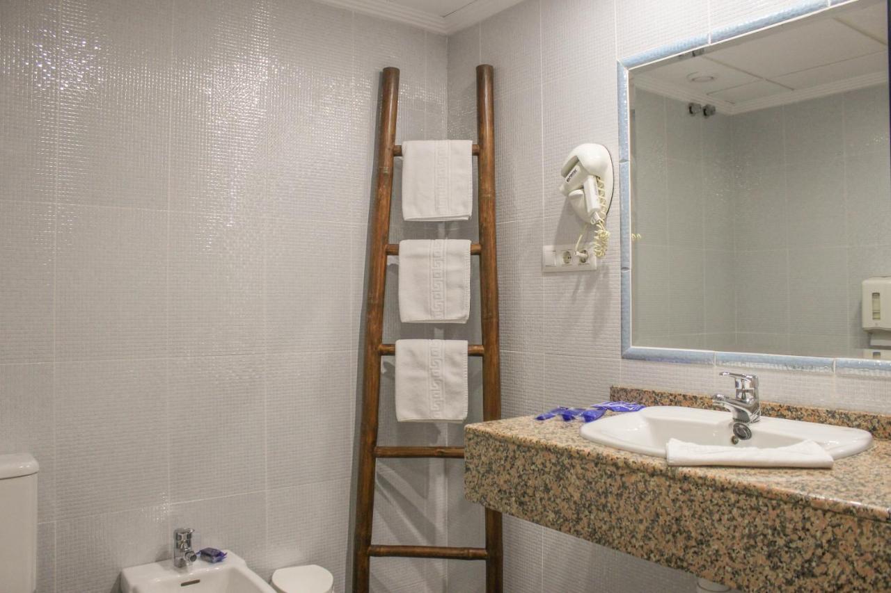Habitación Doble con cama supletoria