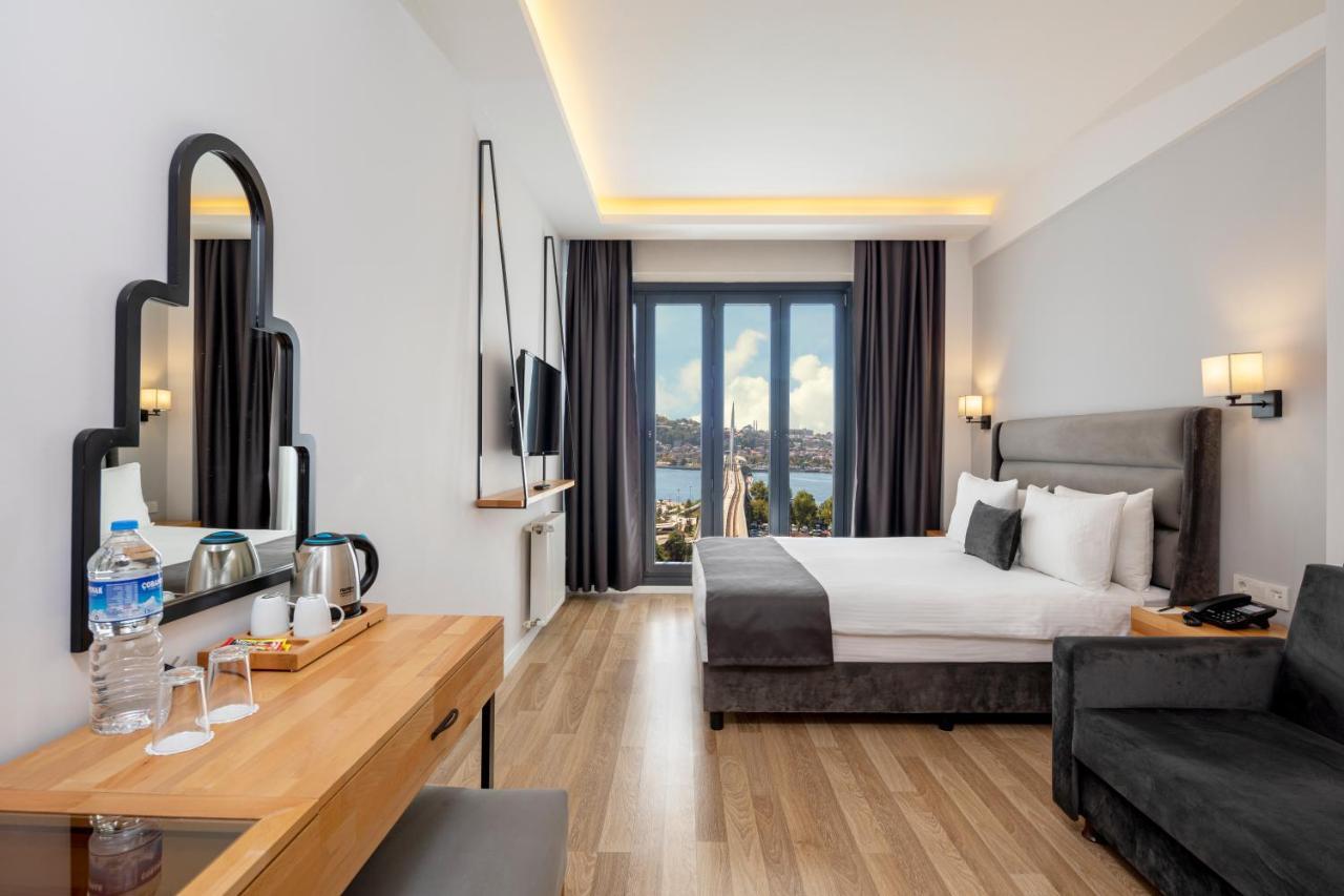 Deluxe Triple Room Sea View