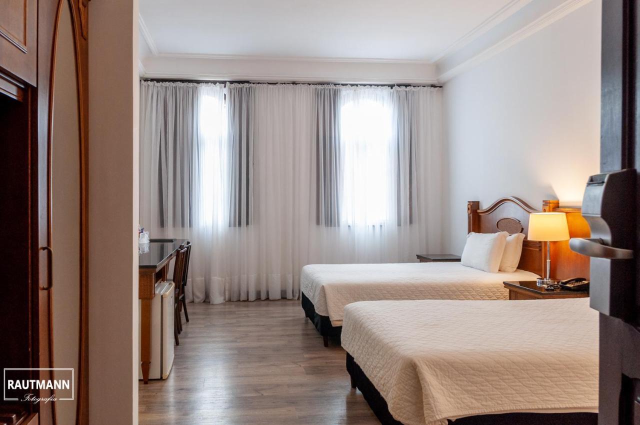 Luxe Kamer met 2 Aparte Bedden