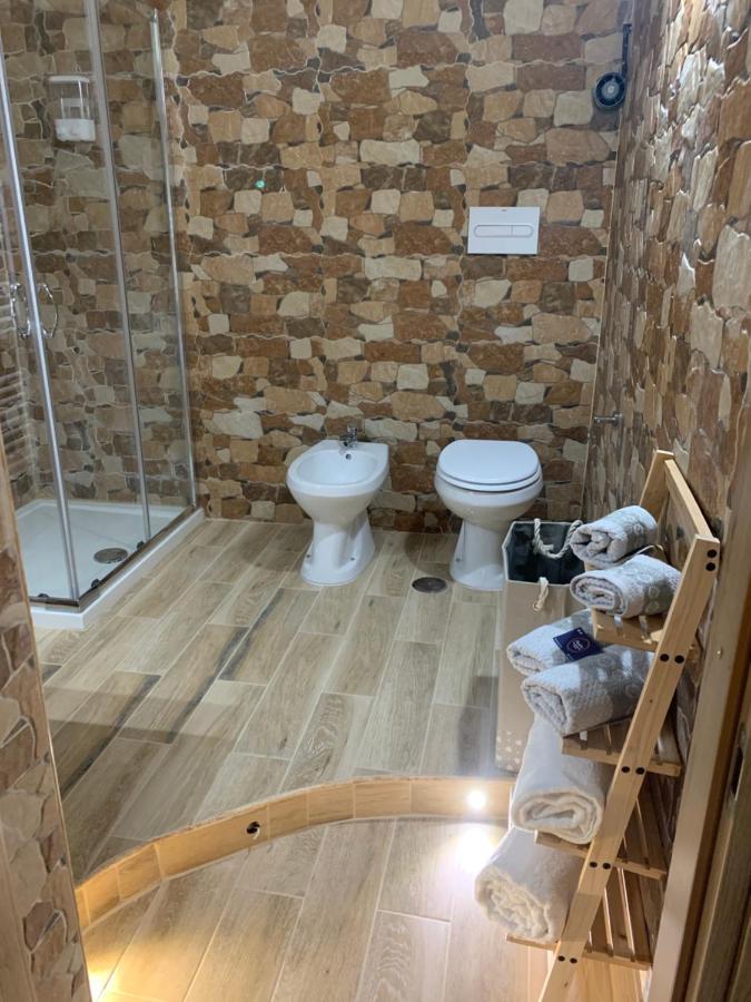 Camera Matrimoniale con Bagno Privato
