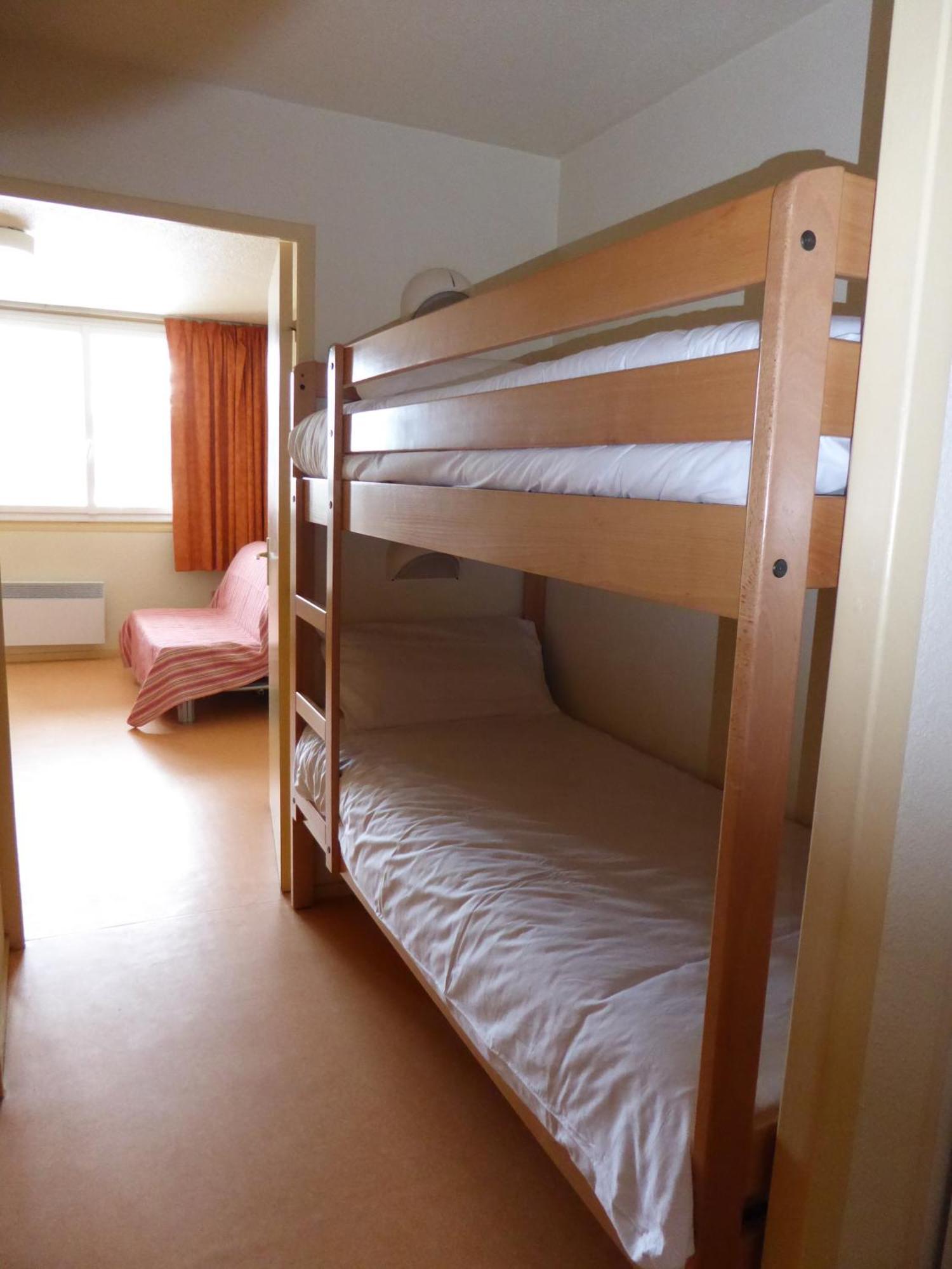 Studio Apartment (3-4 adults),1479724640:JPEG