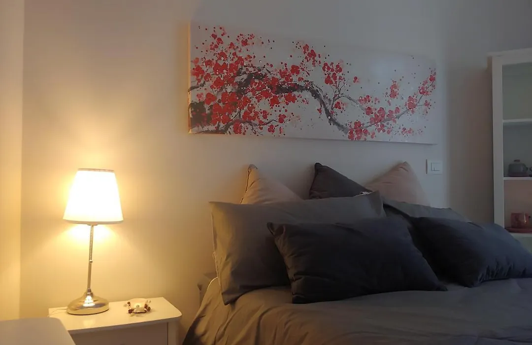 Tiny Room-1