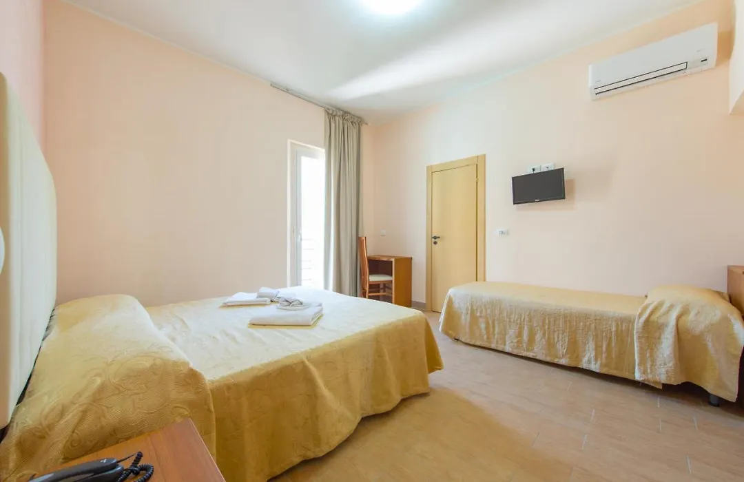 Hotel Adria Nuova-1