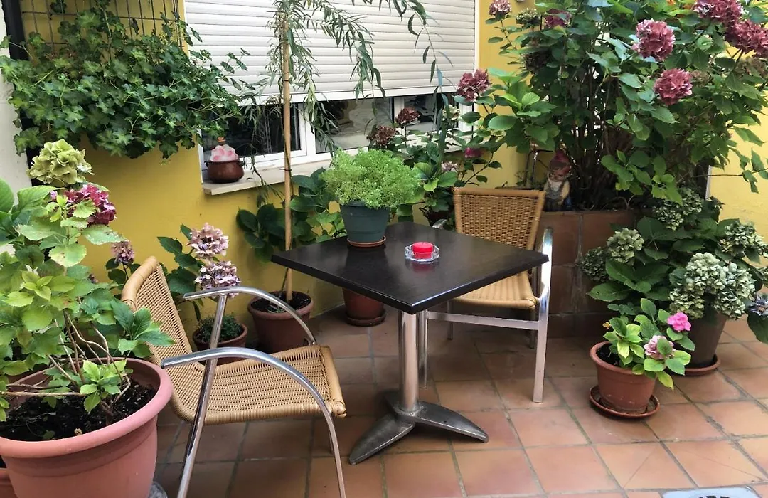 Hostal Escartín-1