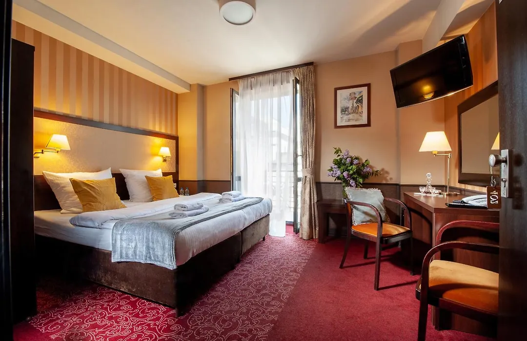 Hotel Wielopole-1
