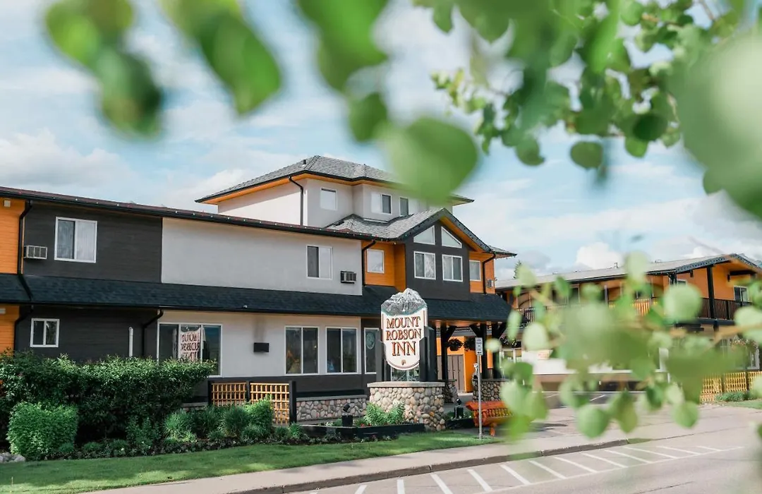 Mount Robson Inn-1