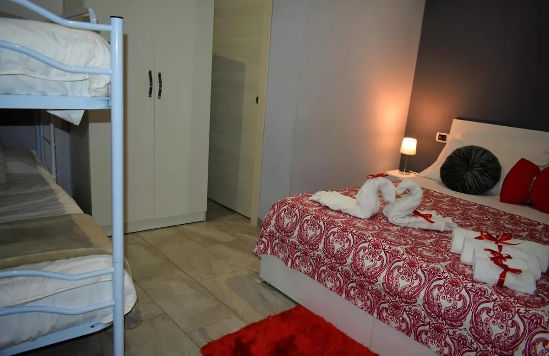 B&B Della Fortuna (Private Room In The Center Of Naples)-1