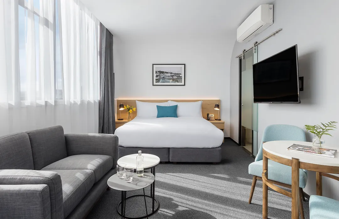 Oaks Wellington Hotel-1