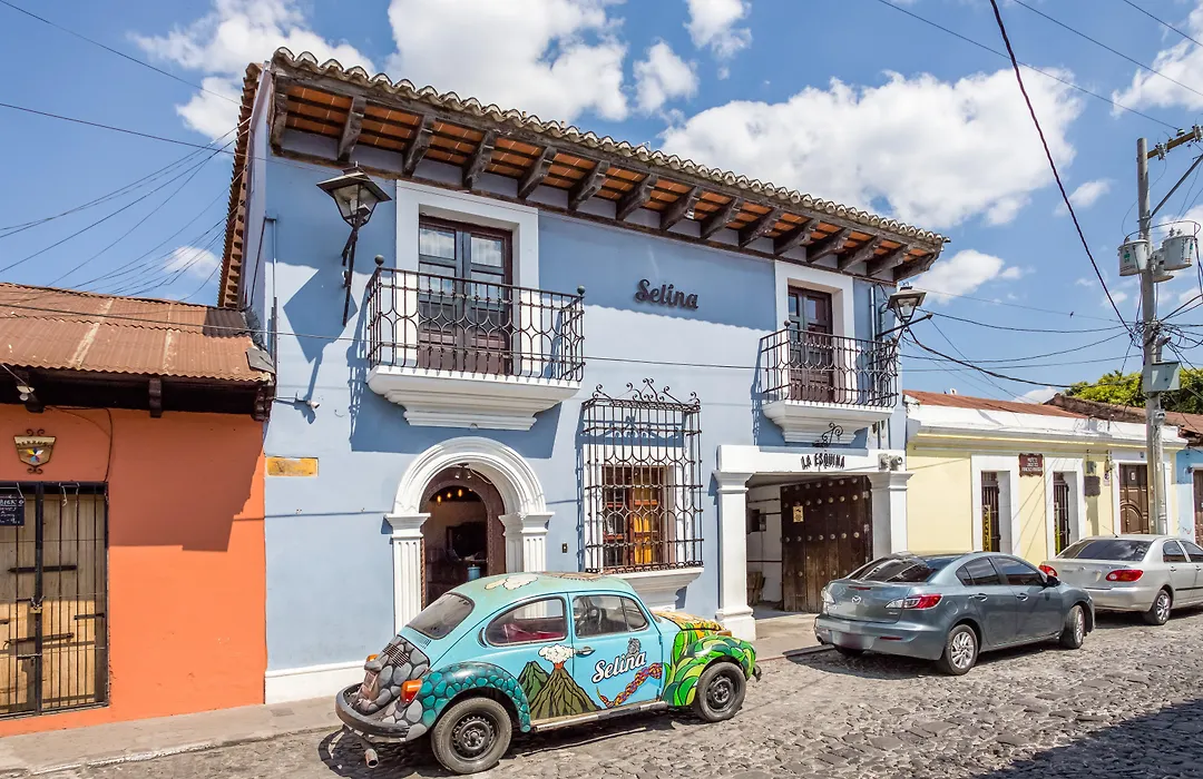 Socialtel Antigua-1
