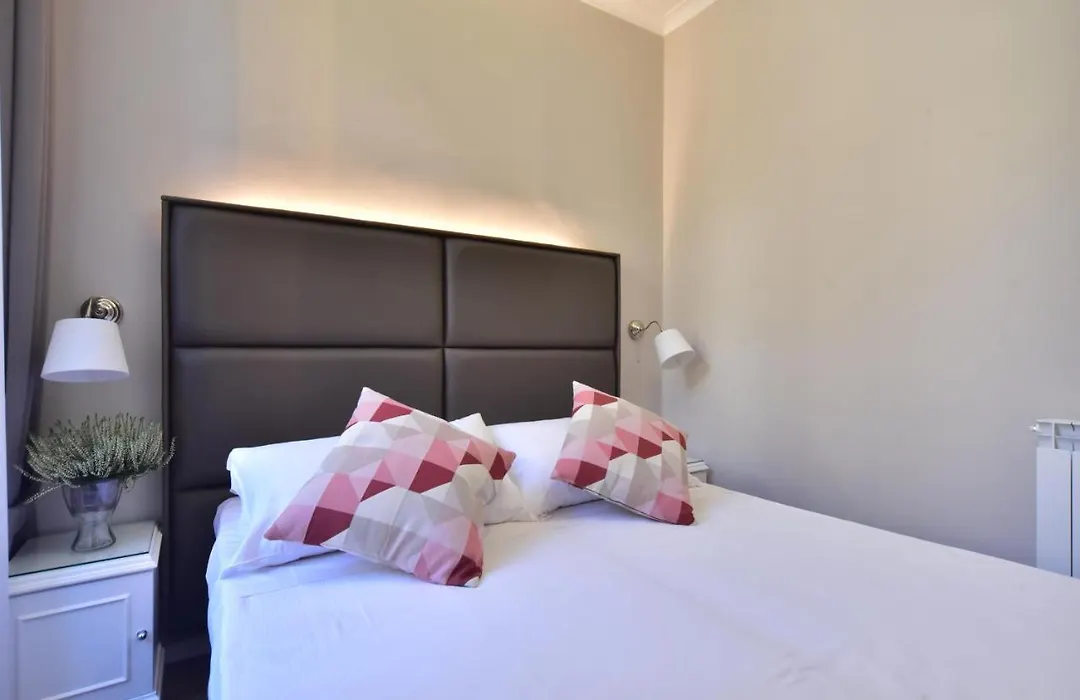 Sacconi Palace Suite Roma-1
