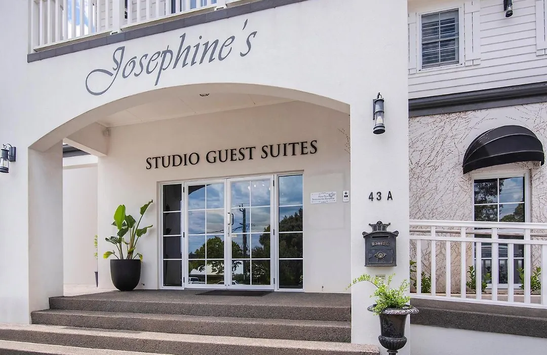 Josephines Luxury Accommodation-1