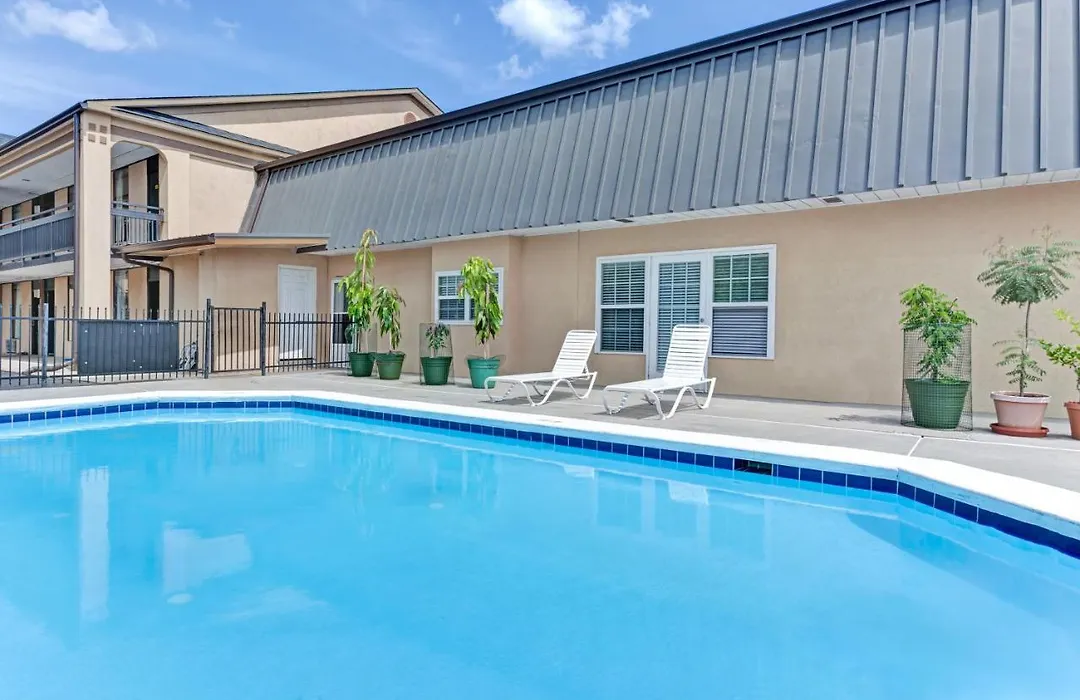 Super Inn & Suites Carrollton-1