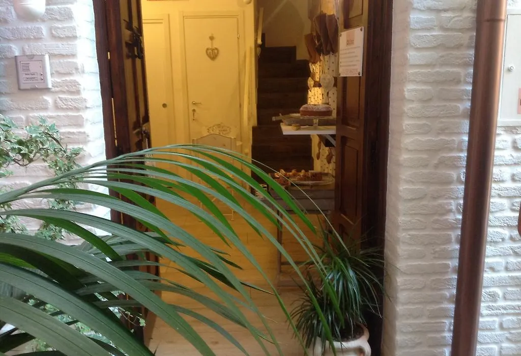 B&B La Maison Del Borgo Antico-1
