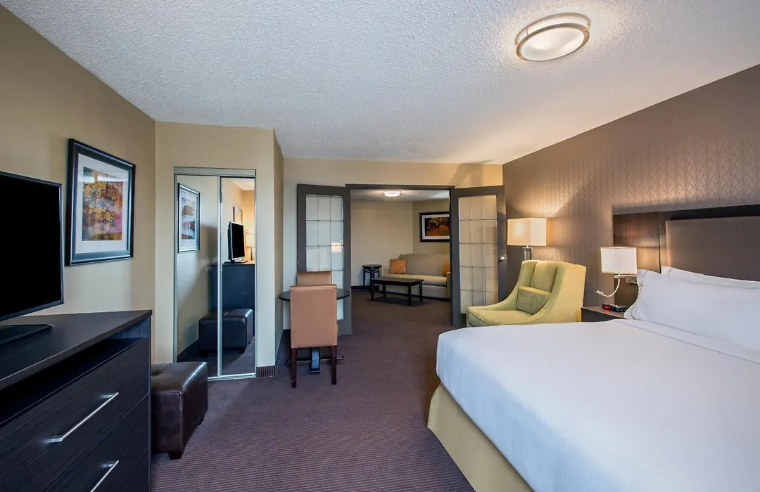 Quality Inn & Suites Regina Downtown-1