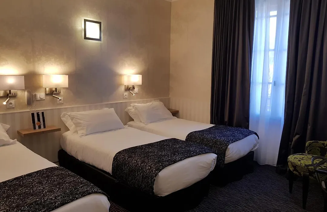 Hotel Raymond 4 Toulouse-1