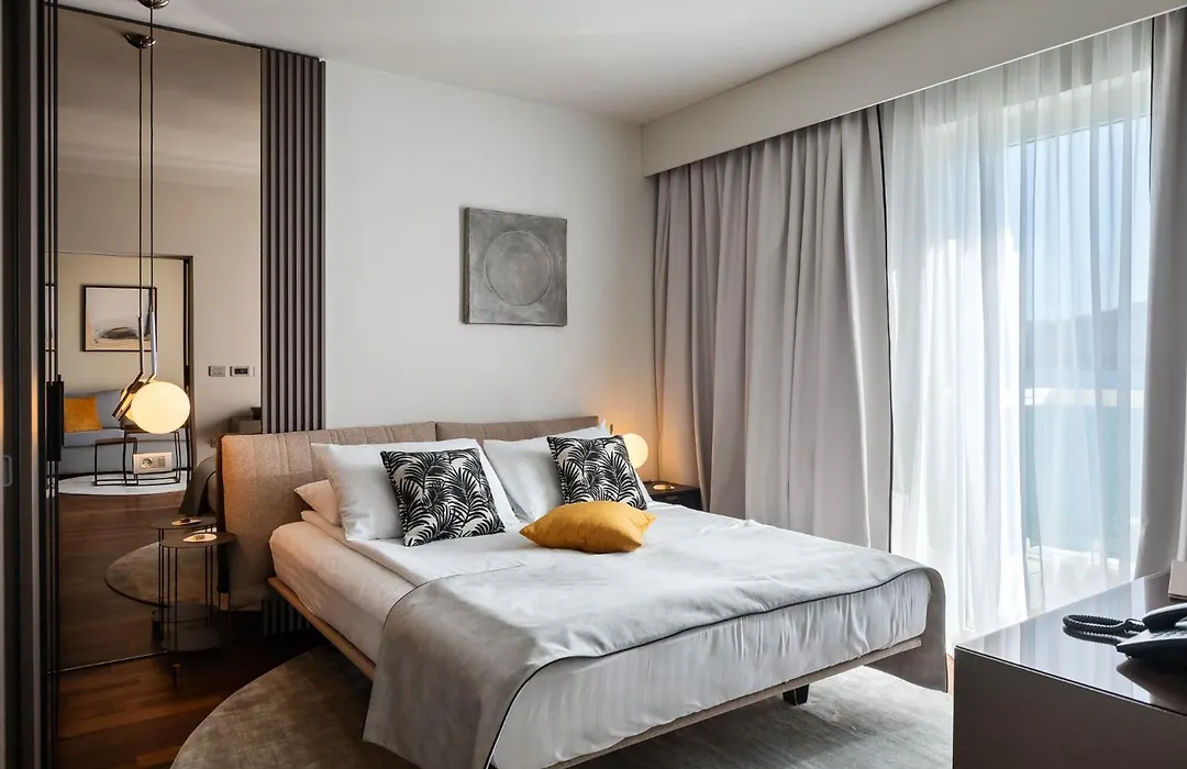 Boutique Hotel Adoral-1
