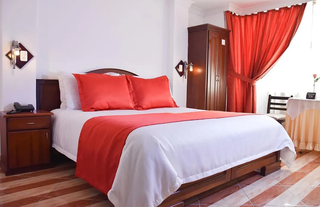 Hotel Plaza Victoria-1
