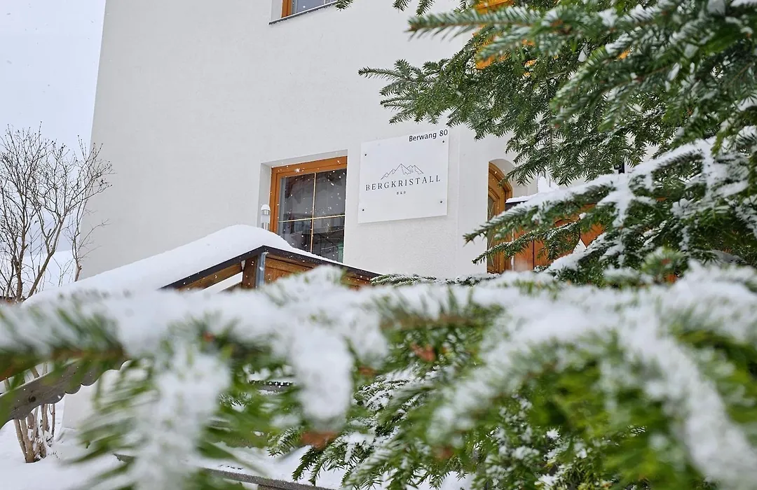 Bergkristall B&B-1