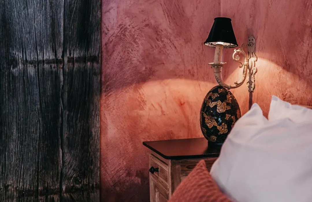 La Chambre Rose-1