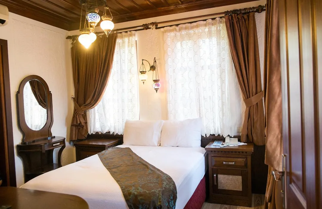 Cicerone Lodge Hotel-1
