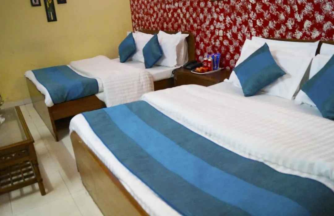 Hotel Hrs - New Delhi Railway Station-1