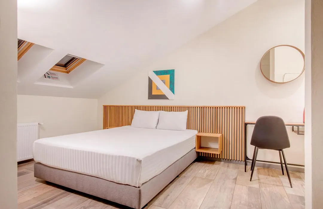 Hotel Forty One-1