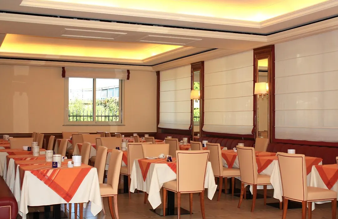 Hotel Residence Zust-1