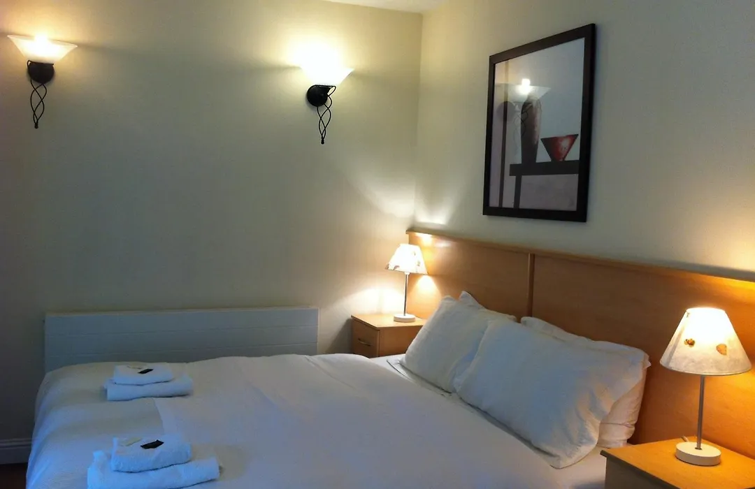 Ashling House Serviced Accommodation-1