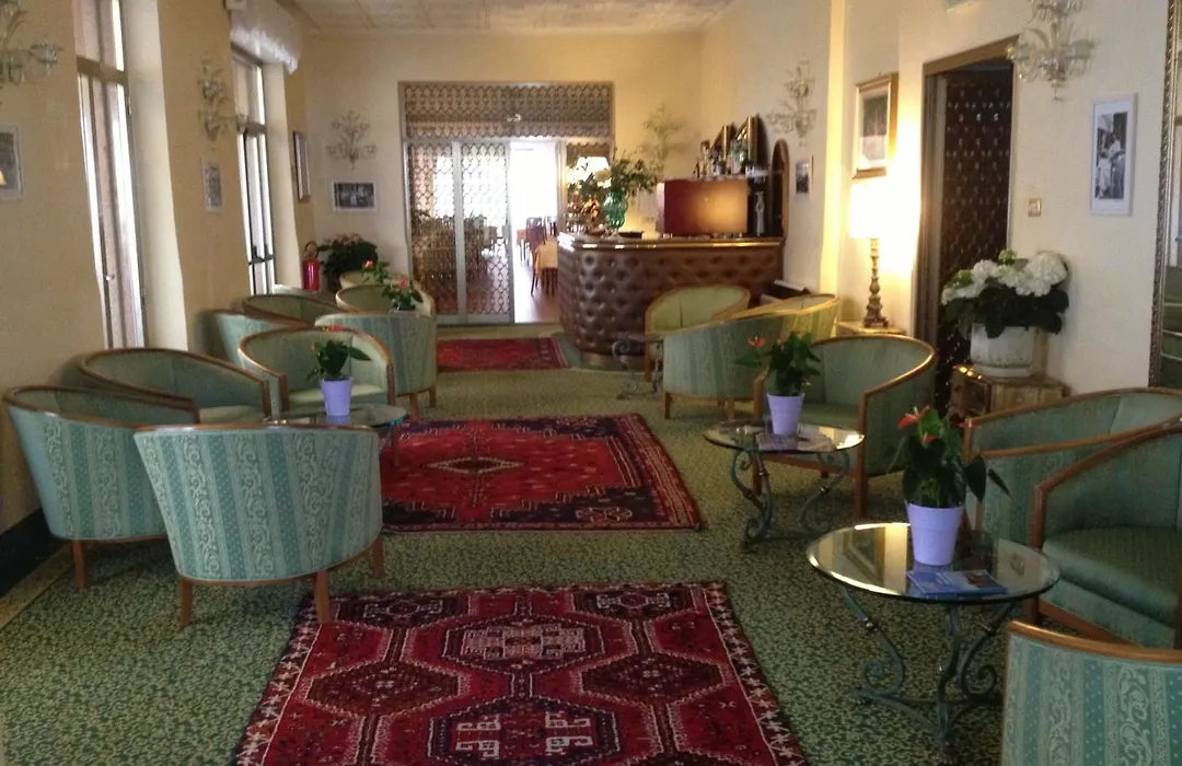 Hotel Diana-1