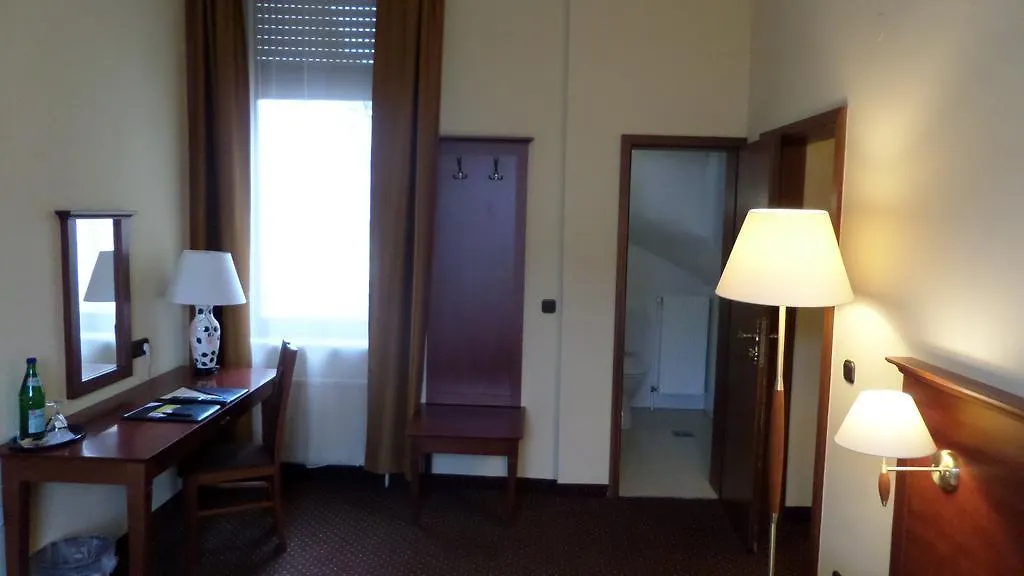 City Hotel-1