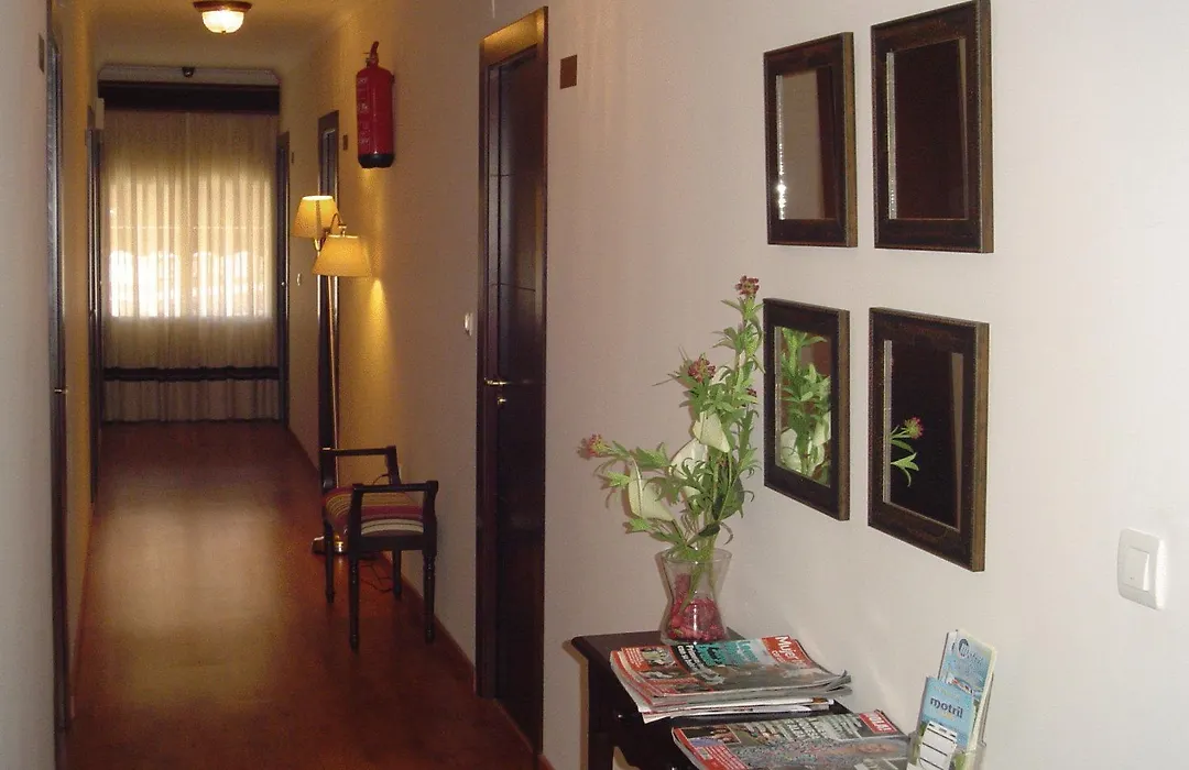 Hostal Cabrera-1