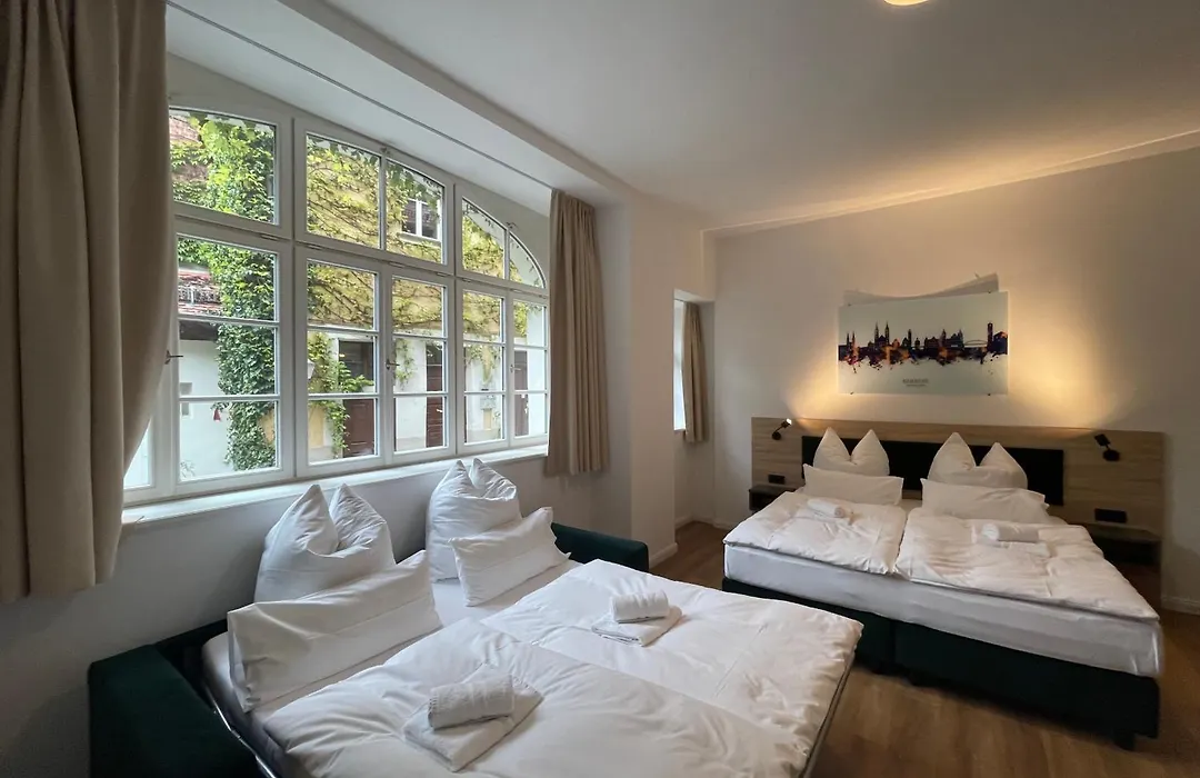 Hopfenhotel am Adenauerufer-1