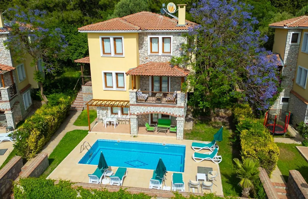 Perdikia Hill Hotel And Villas-1
