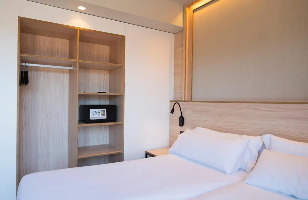 Hotel Sant Pau-1