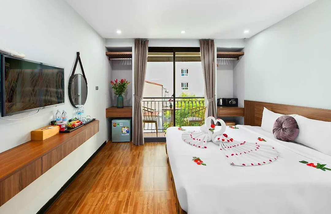 Family Hanoi Hotel-1