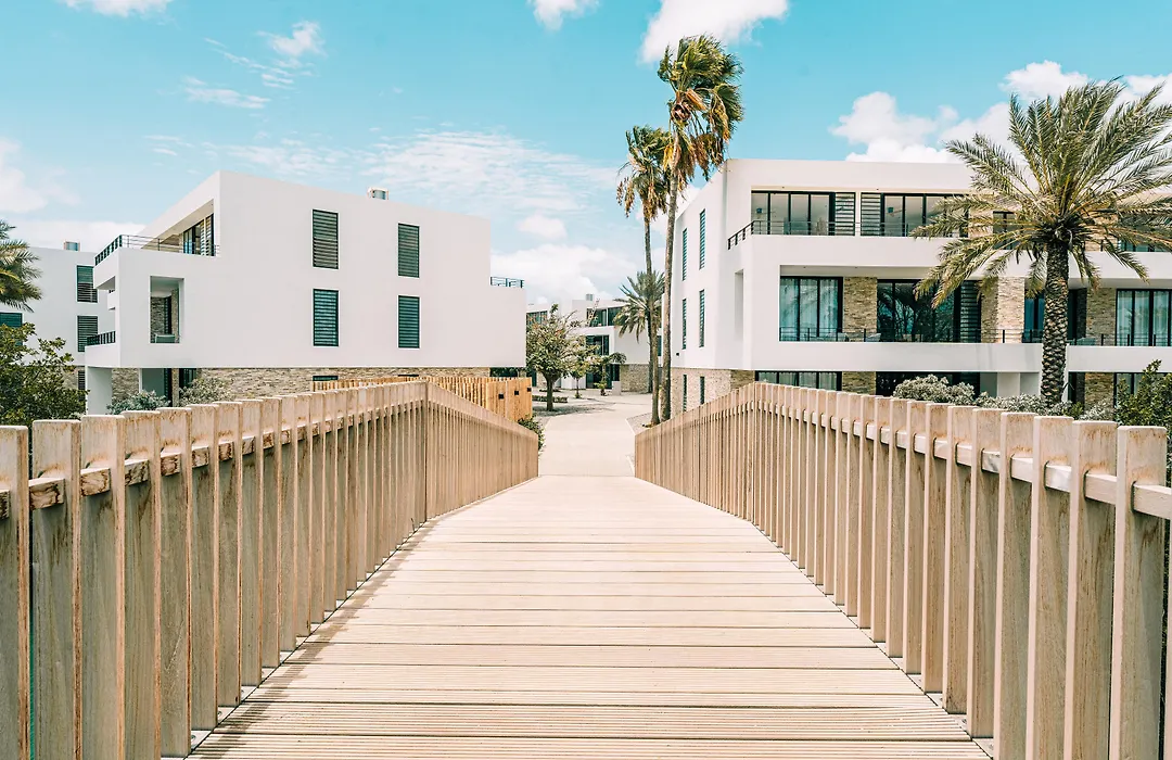 Van Der Valk Plaza Beach & Dive Resort Bonaire-1