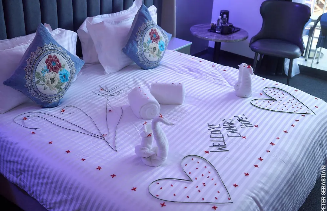 Canary Hotel & Spa-1