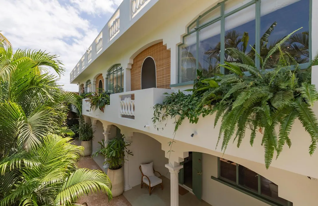 Maison Tropical-1