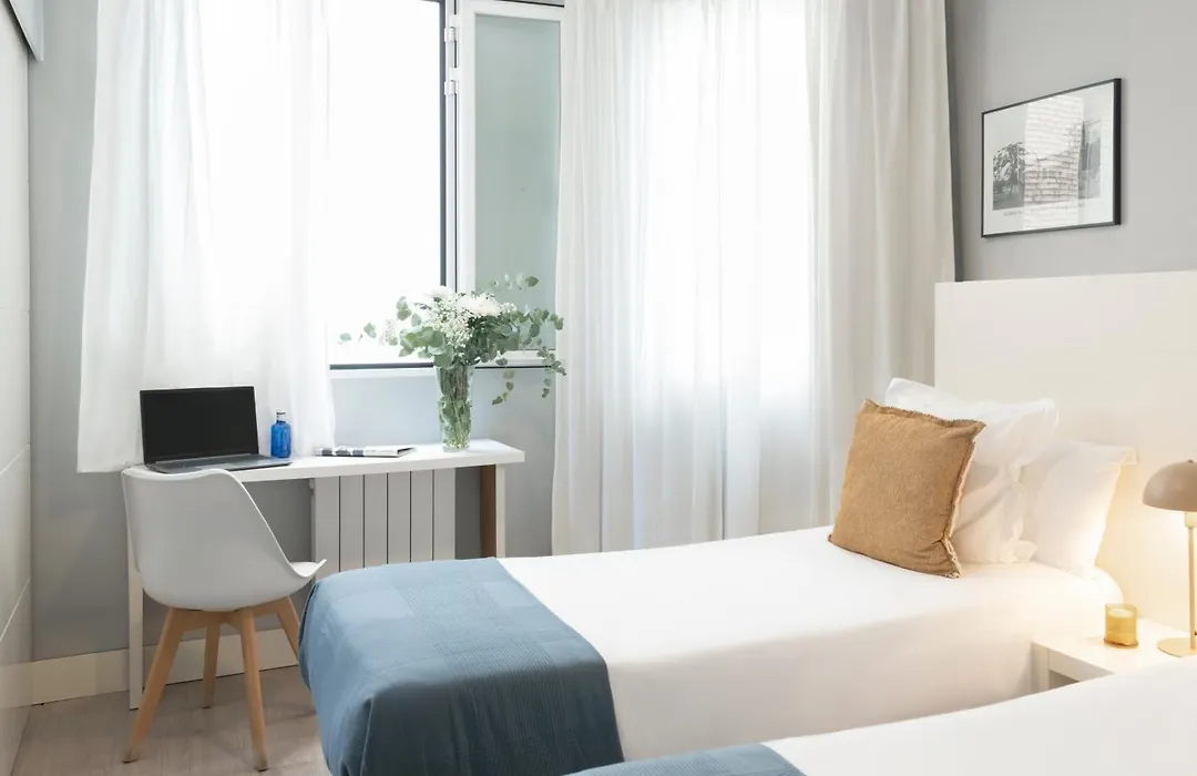 8Rooms Madrid, Smart Self Check-In Rooms-1