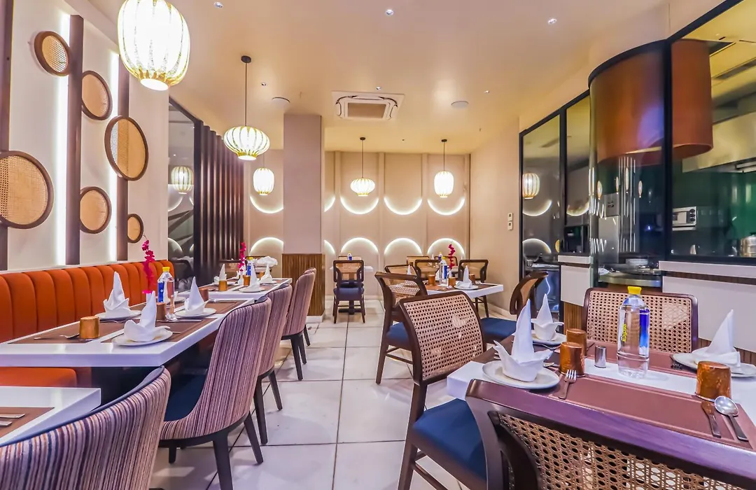 Hotel Godwin Deluxe Near Connaught Place Offers Free Airport Pickup-1