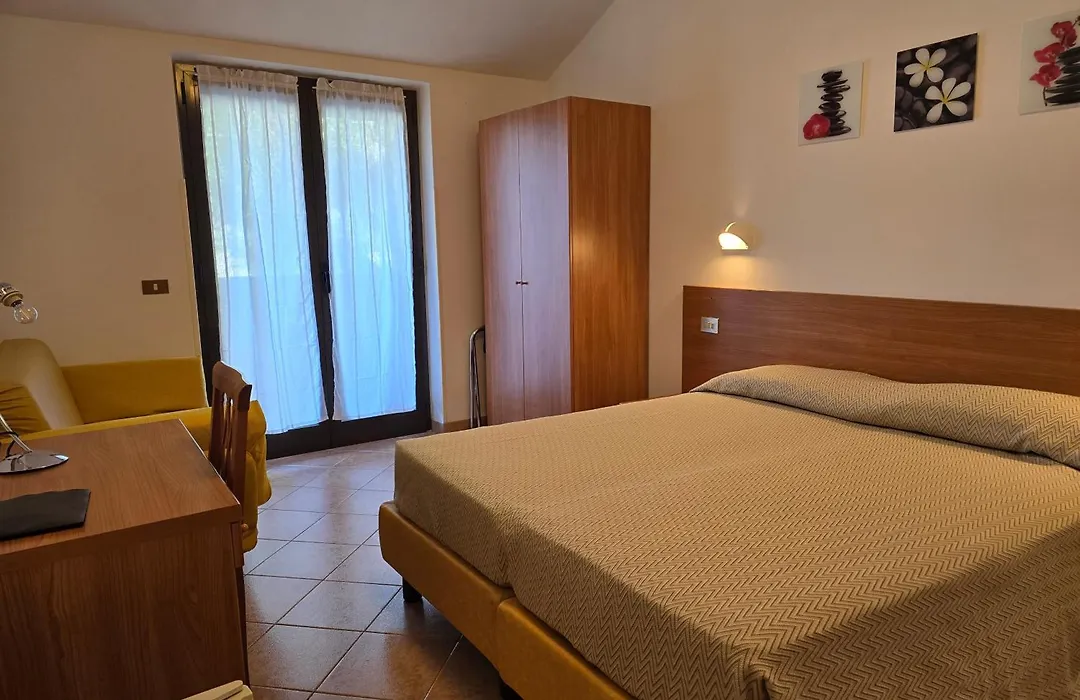 Hotel Pace-1