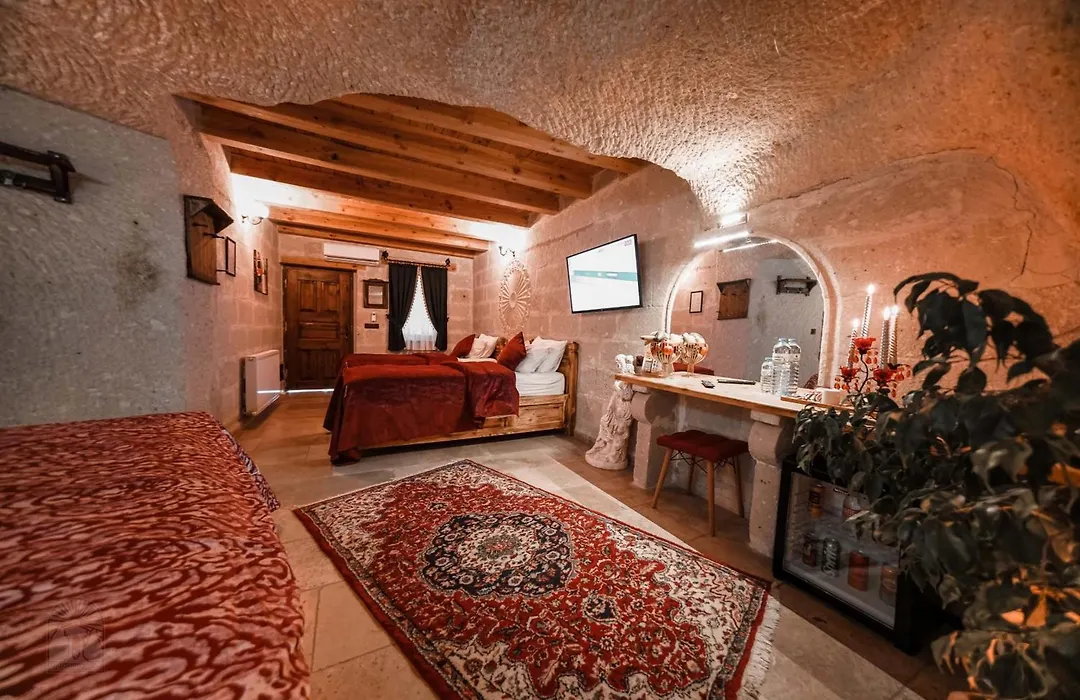 Zeus Cave Suites-1