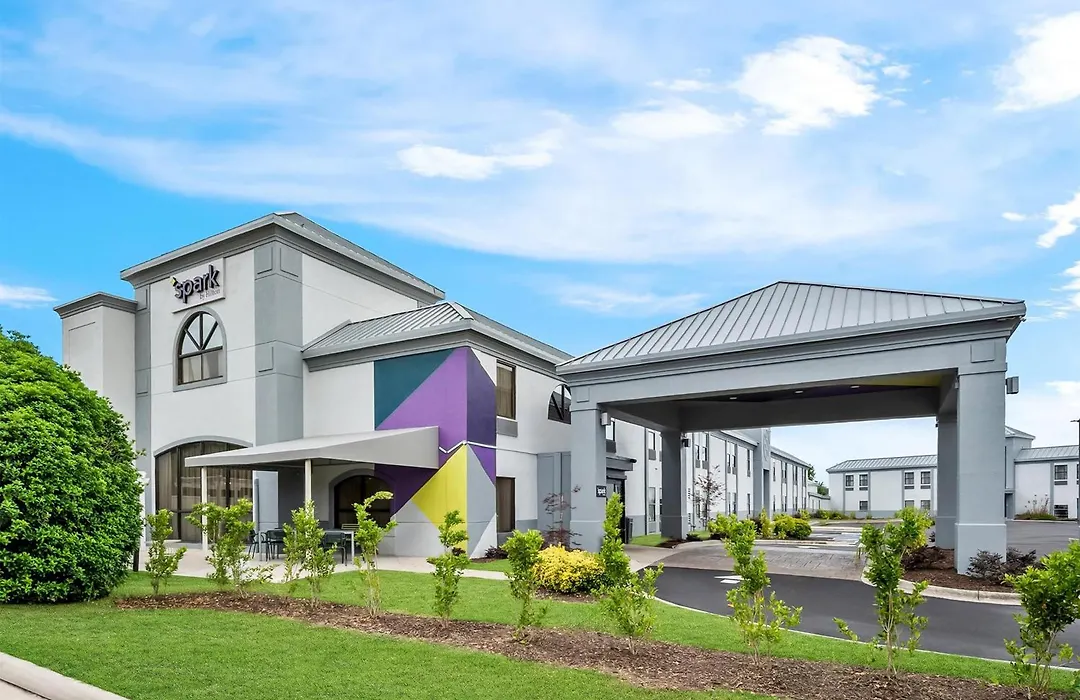 Spark By Hilton Spring Lake Fayetteville-1