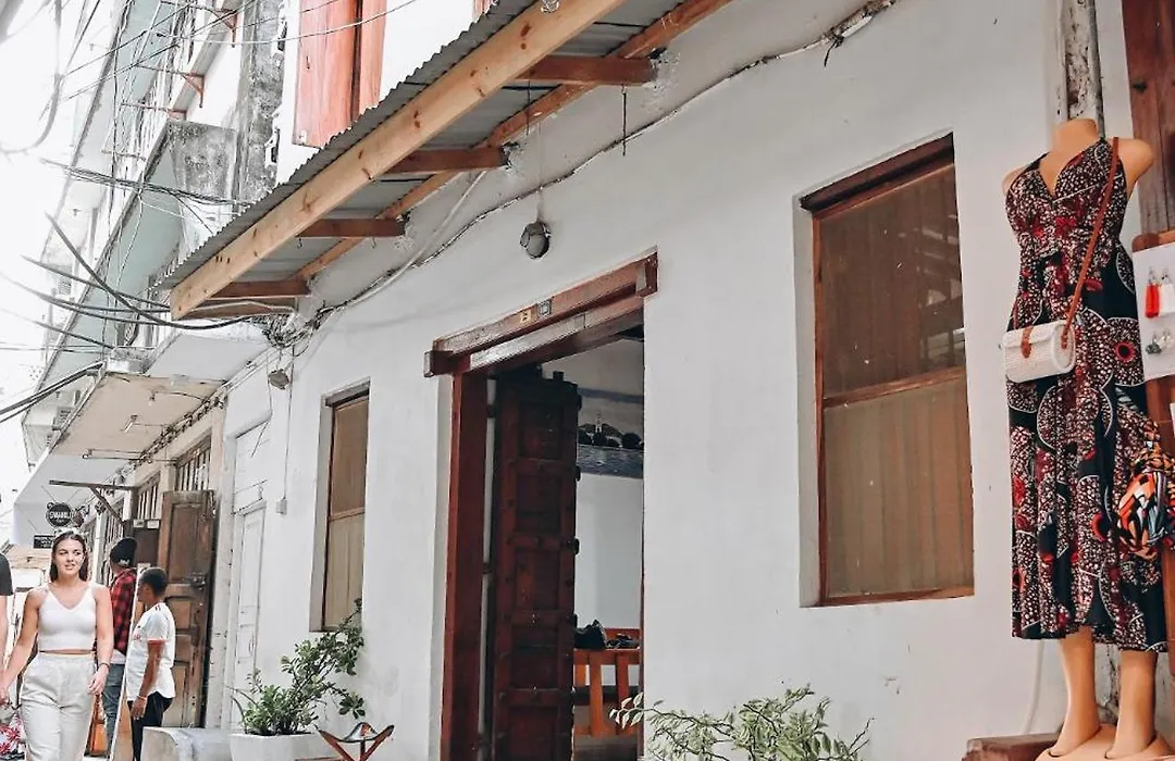 Vivi Cafe B&B-1