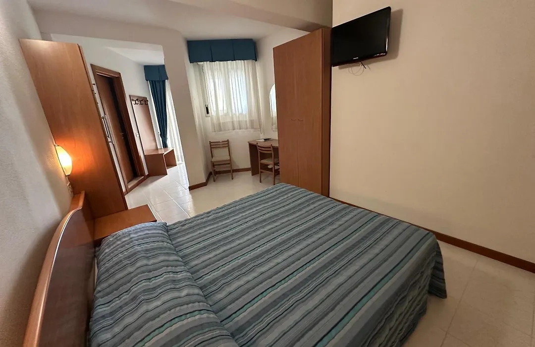Hotel Vienna-1